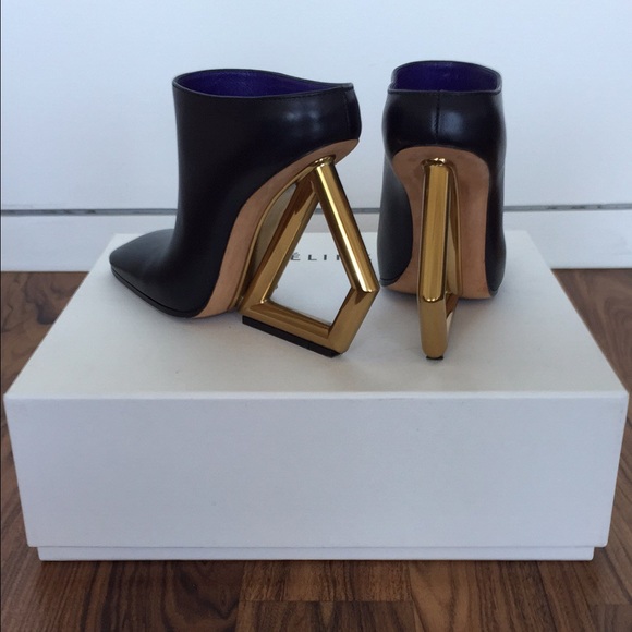 Celine Triangle Heel Midnight Blue Mules - Picture 3 of 4