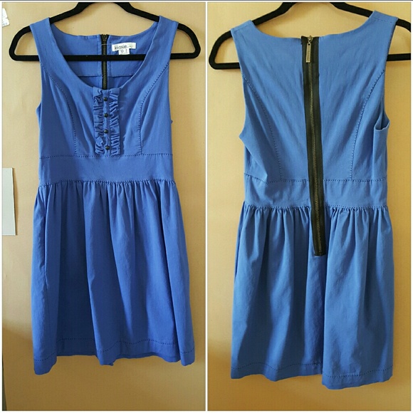 ADORABLE BLUE KENSIE  DRESS SZ M