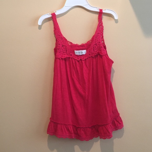 pinkish red tank top