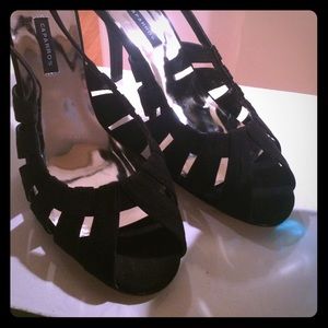 Stunning Black Caparros Heel (9.5)