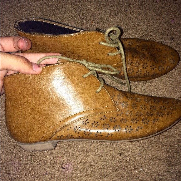 Forever 21 Shoes - Picture 2 of 3