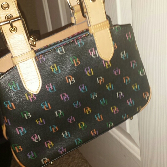 Dooney & Bourke