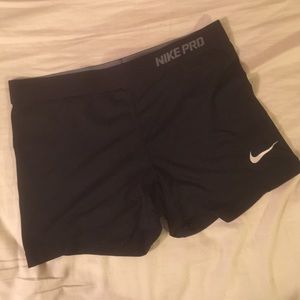 Black nike shorts