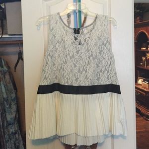NWOT Lace Tank with Pleated detail