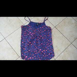 Super cute cheetah print tank top!