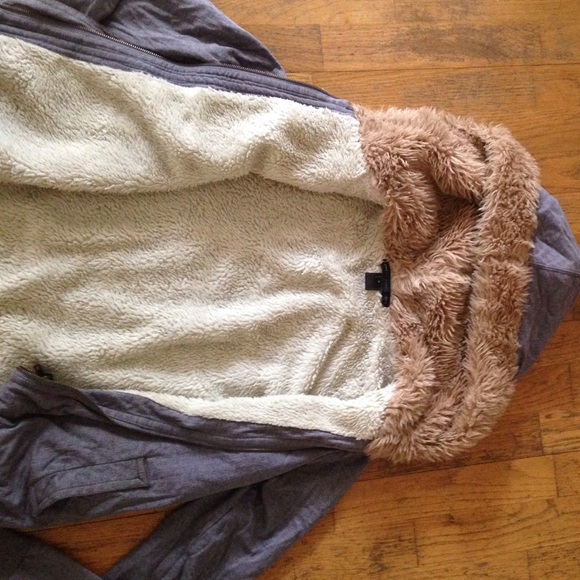 Marc by Marc Jacobs faux fur lined hoodie - Picture 4 of 4