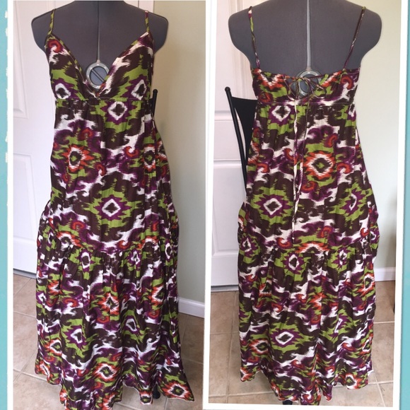 Dress - Picture 1 of 4