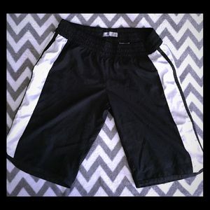 Nike Bermuda wind shorts. Size:L
