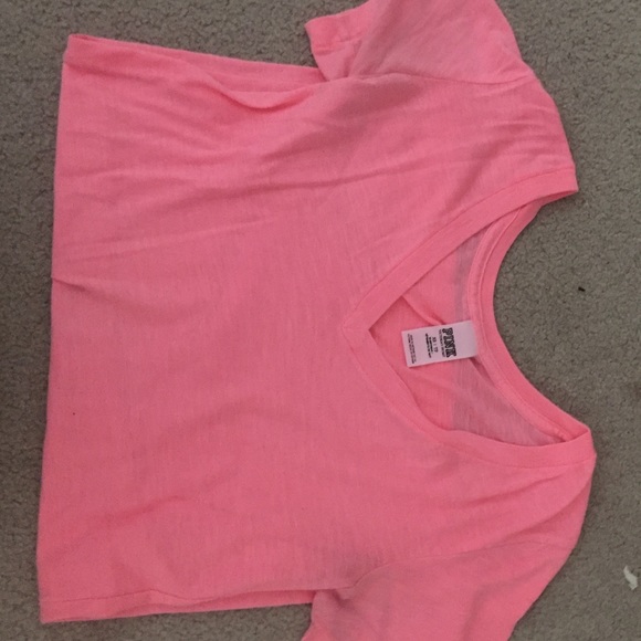 VS t-shirt
