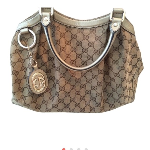 Sold. Gucci medium sukey