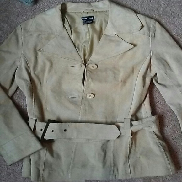 Jacket - Picture 1 of 1