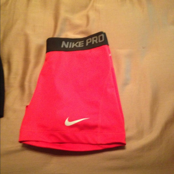 Red nike pros !