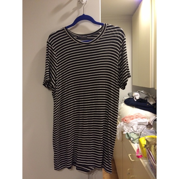 Brandy Melville stripped dress
