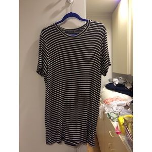 Brandy Melville stripped dress