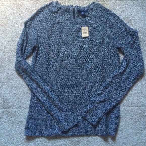 Gray/Black American Eagle Sweater