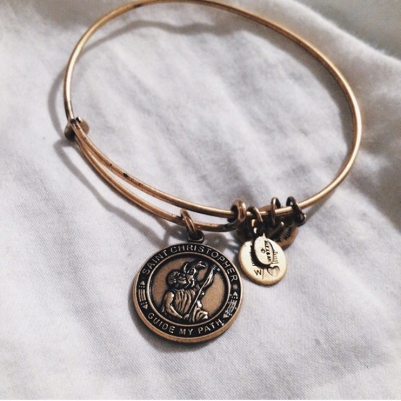 NWOT Alex & Ani