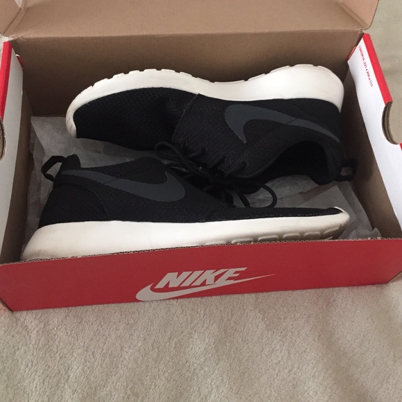 Nike Roshe Runs