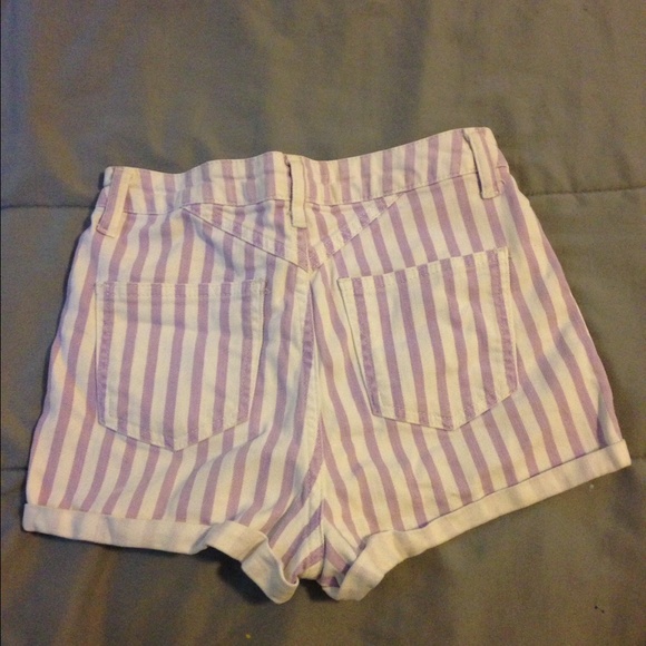 🚫SOLD🚫 FINAL SALE TOPSHOP high waisted shorts - Picture 2 of 4