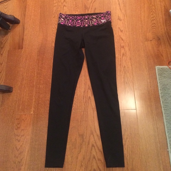 Victoria's Secret leggings, reversible.