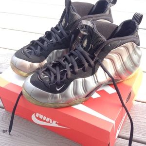 Nike Foamposite Pewters Shoes: Black Silver