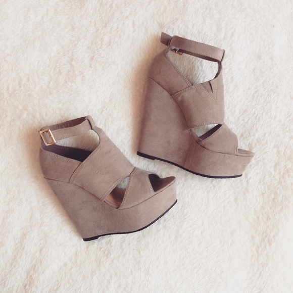 Cut out wedges