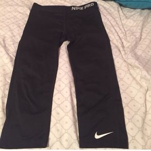 Nike pro Capri leggings black