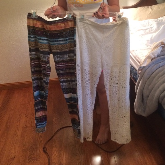2 for 10 banana boutique pants! - Picture 1 of 3
