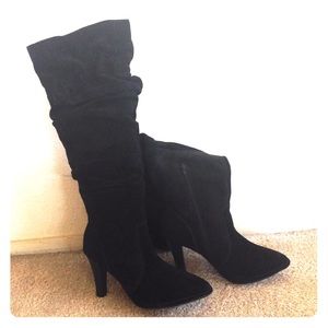 Suede scrunchy boots Black