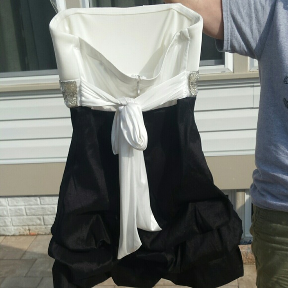Black/White Homecoming Dress - Picture 2 of 2