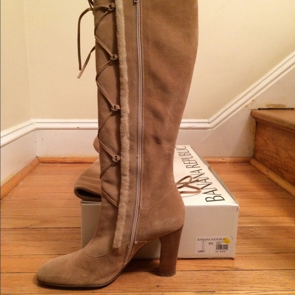 Banana Republic JENNY Shearling Suede Boots