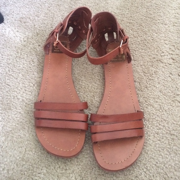 DOLCE VITA Sandals 💕 Size 8.5 BARELY WORN