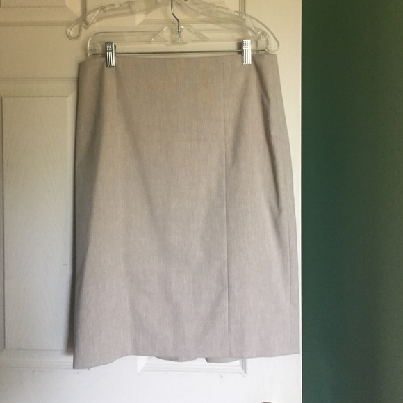 Size 8 Ann Taylor pencil skirt