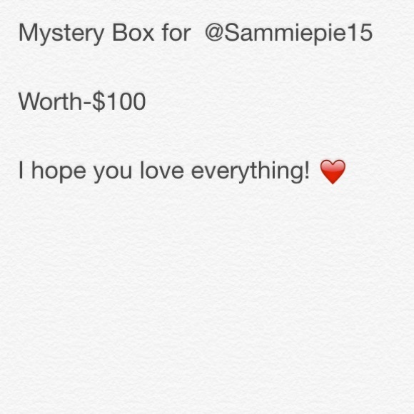 Mystery Box for @sammiepie15