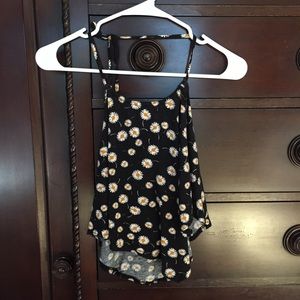Halter top with Daisies