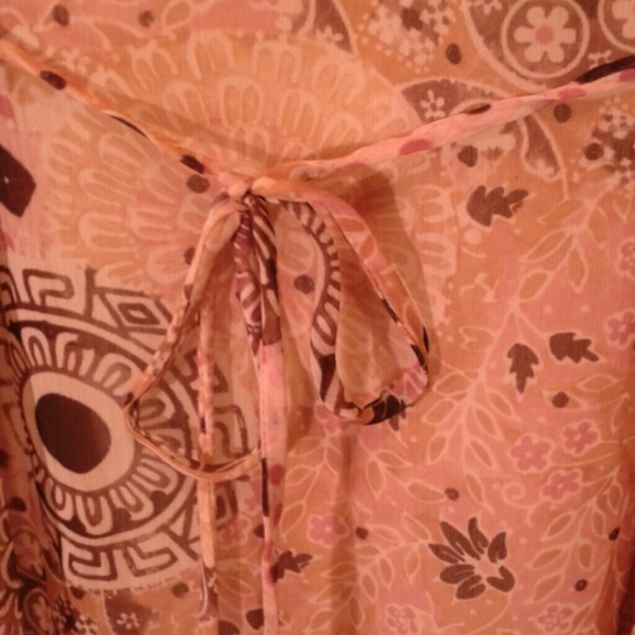 Brown/Pink Blouse - Picture 4 of 4