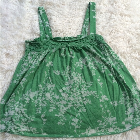Gap super cute top!