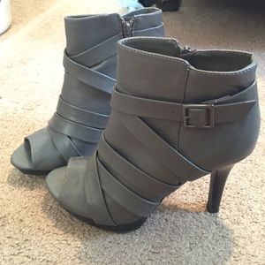 Gray Peep-toe Booty Heels (Fioni)