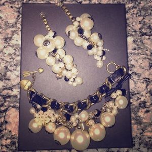 Betsey Johnson 🎀 EARRINGS & BRACELET🎀