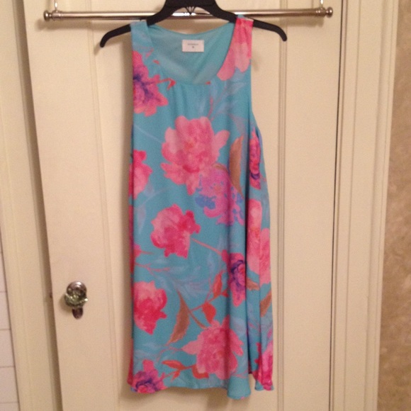 NWOT Summer Flowers Dress