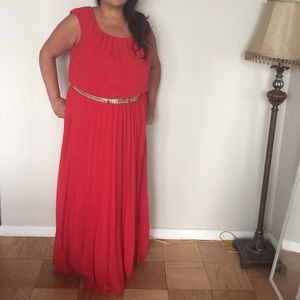 💃Beautiful Red Maxi Dress 💃