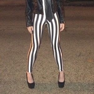 BlackMilk Beetle Juice Leggings
