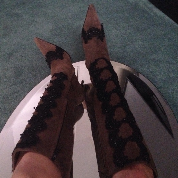 One-of-a-kind suede beaded lace boots - Picture 3 of 3