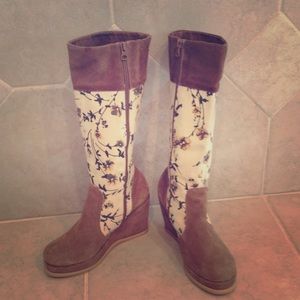 BRAND NEW Vintage style knee-high boots