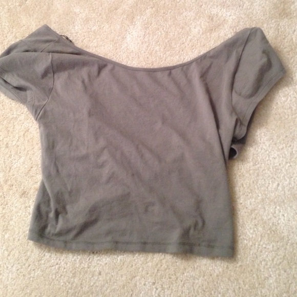 Top - Picture 2 of 2