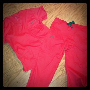 Med Couture Scrubs ; love the color :)