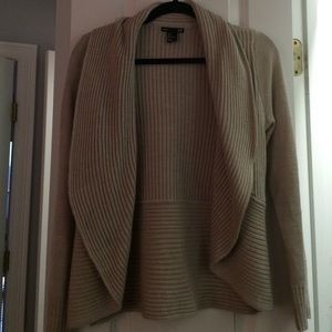H&M tan sweater