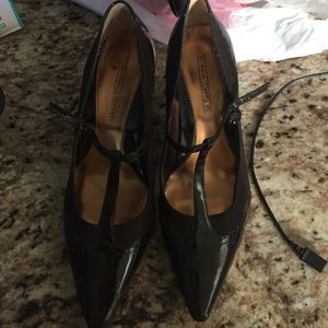 Women's office shoes