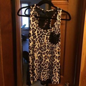 ⬇️Price drop!⬇️Cheetah & Black Lace Racerback Tank
