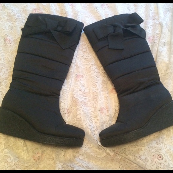 Kate spade snow/rain boots with small wedge