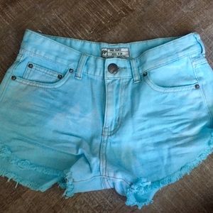 Cut-off shorts